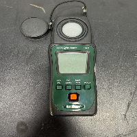 Extech LED LT40 Light Meter image 2